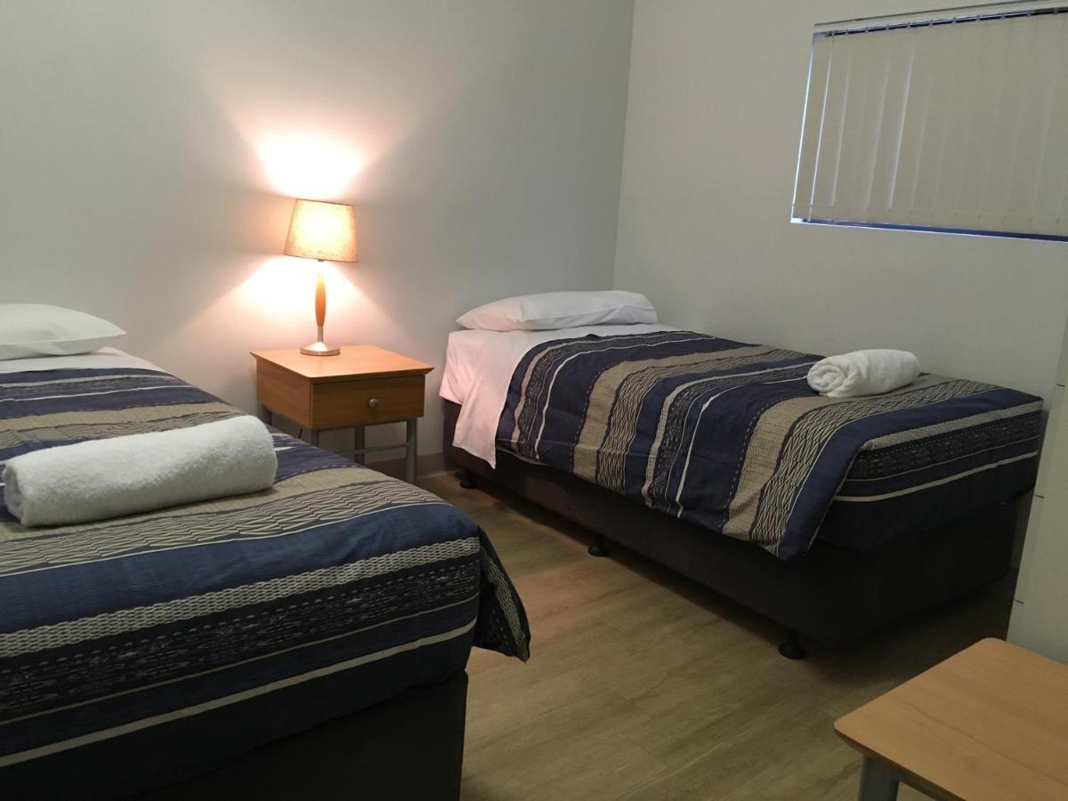 Mandurah Ocean Marina Chalets Екстер'єр фото