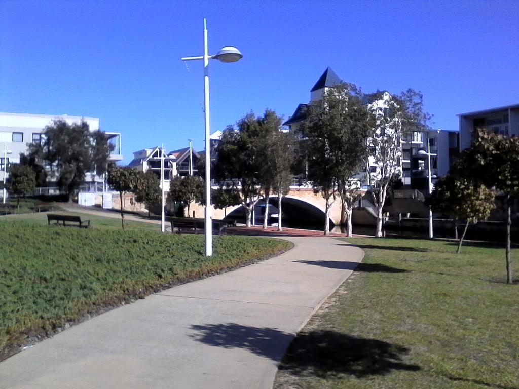 Mandurah Ocean Marina Chalets Екстер'єр фото