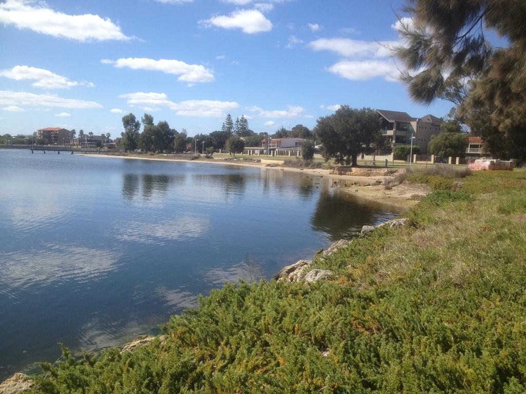Mandurah Ocean Marina Chalets Екстер'єр фото