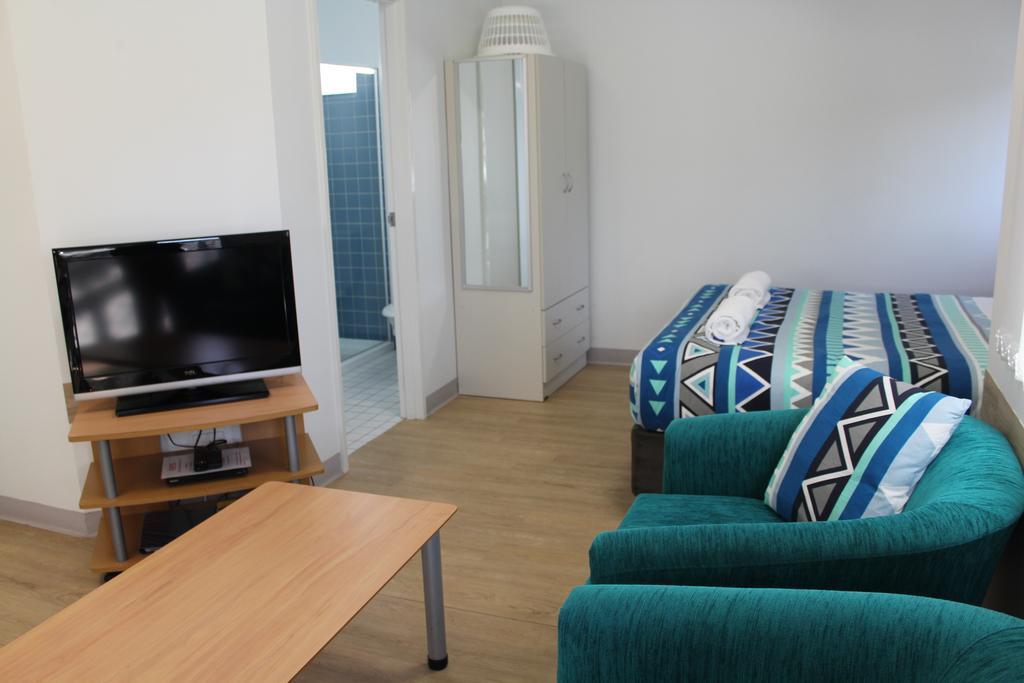 Mandurah Ocean Marina Chalets Екстер'єр фото